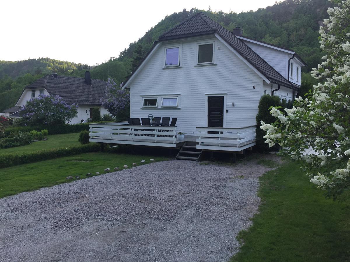Otra Inn Vennesla Bagian luar foto