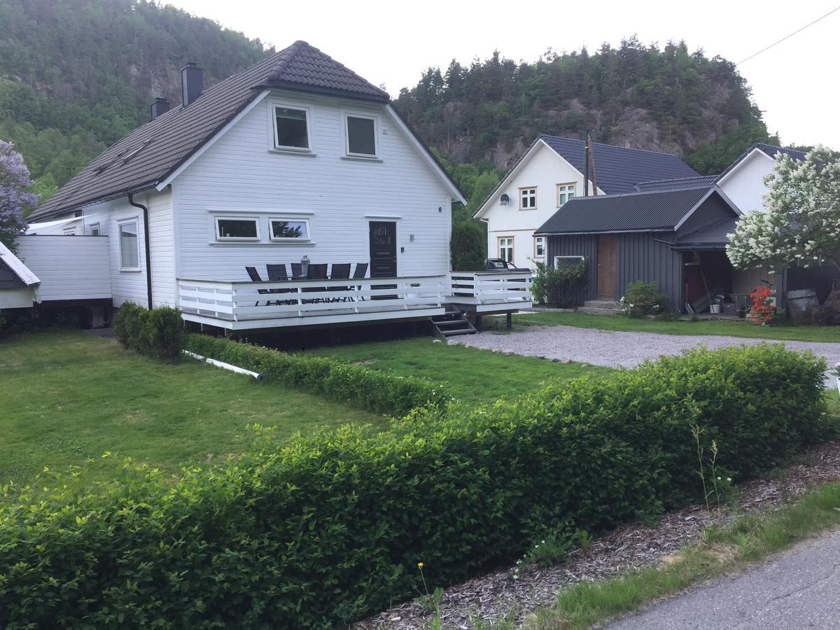 Otra Inn Vennesla Bagian luar foto